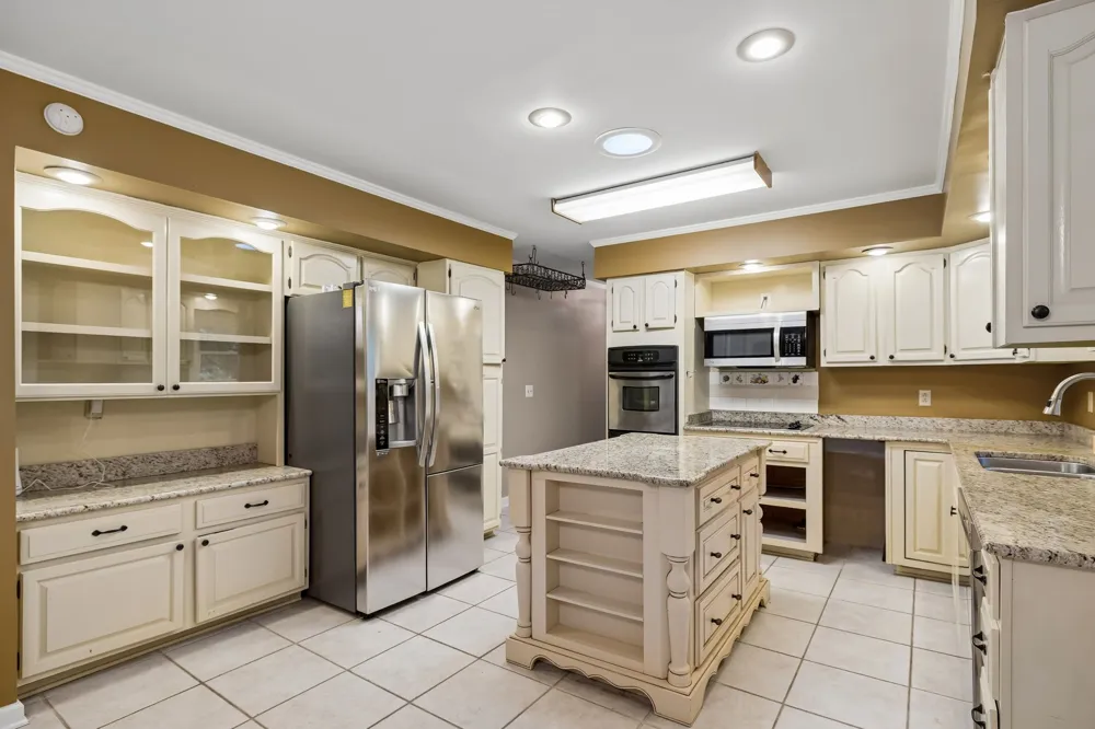 1912 Graceland Dr Goodlettsville, TN 37072