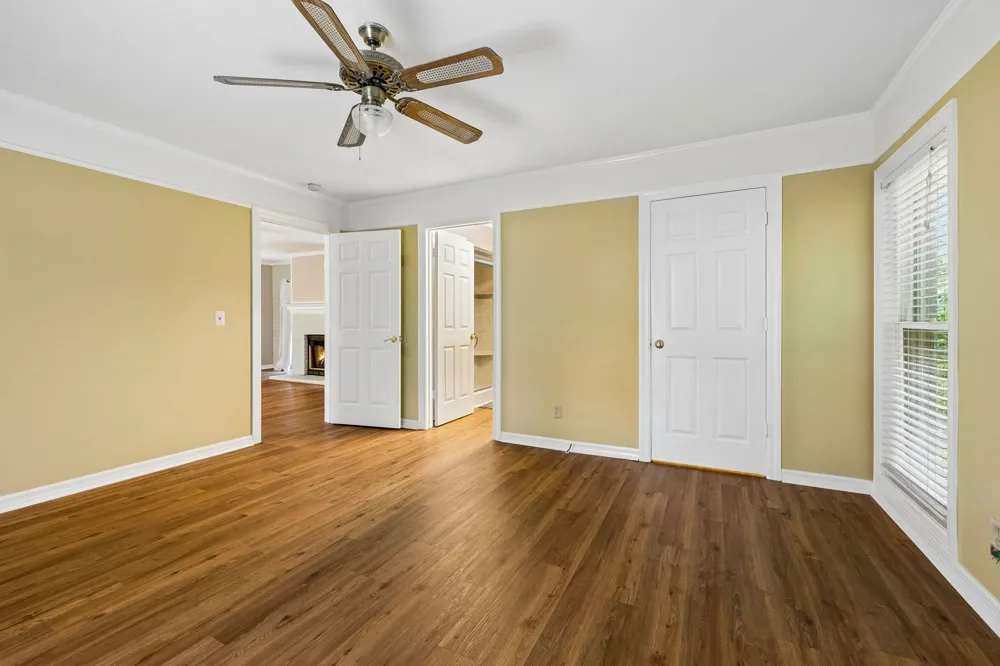 1912 Graceland Dr Goodlettsville, TN 37072