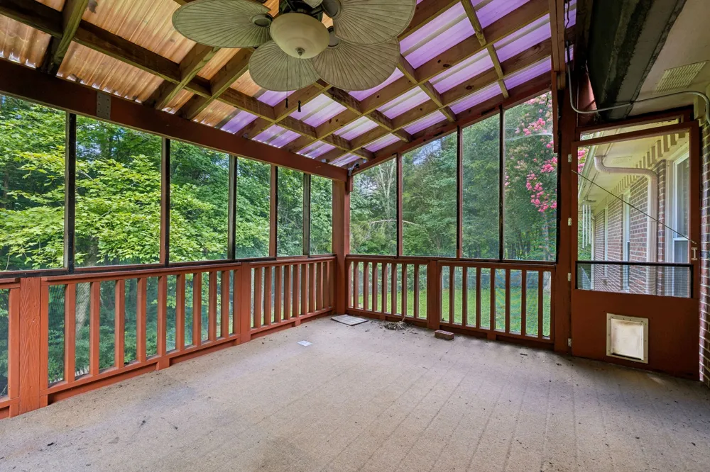 1912 Graceland Dr Goodlettsville, TN 37072