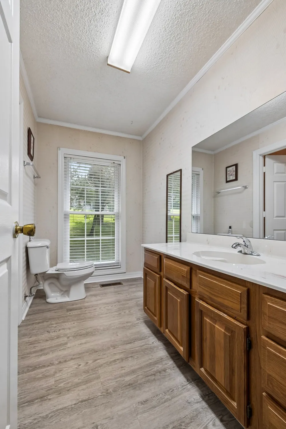 1912 Graceland Dr Goodlettsville, TN 37072