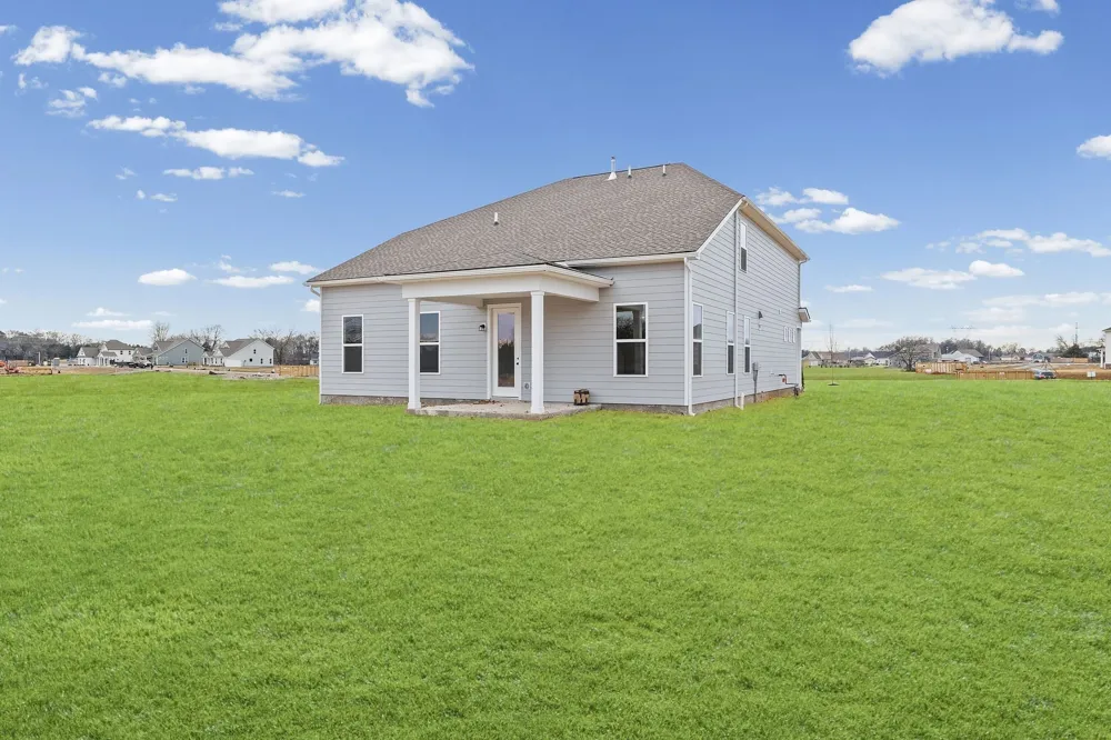 1433 Charles Dr Chapel Hill, TN 37034