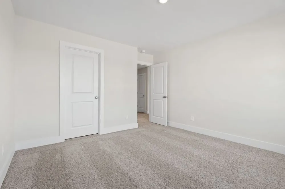 1433 Charles Dr Chapel Hill, TN 37034