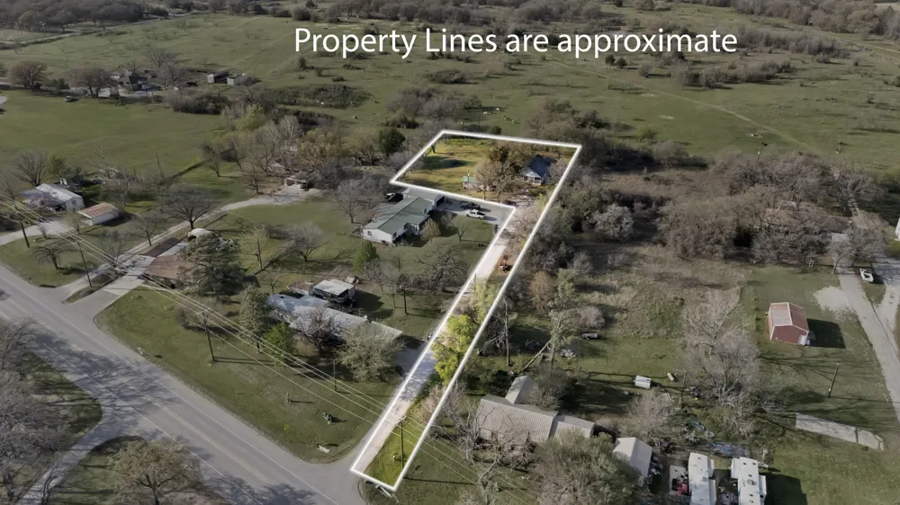 202 Johns Drive Chico, TX 76431