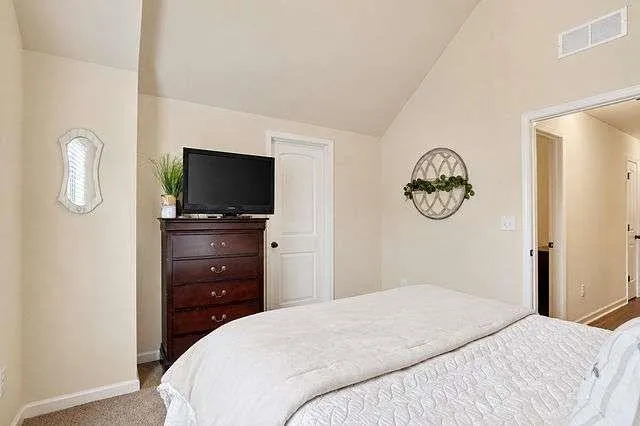 2032 Bridgewater Pass Hampton, GA 30228