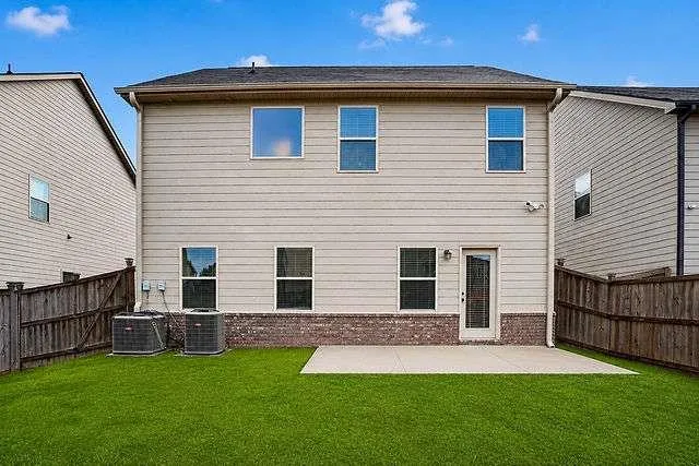 2032 Bridgewater Pass Hampton, GA 30228