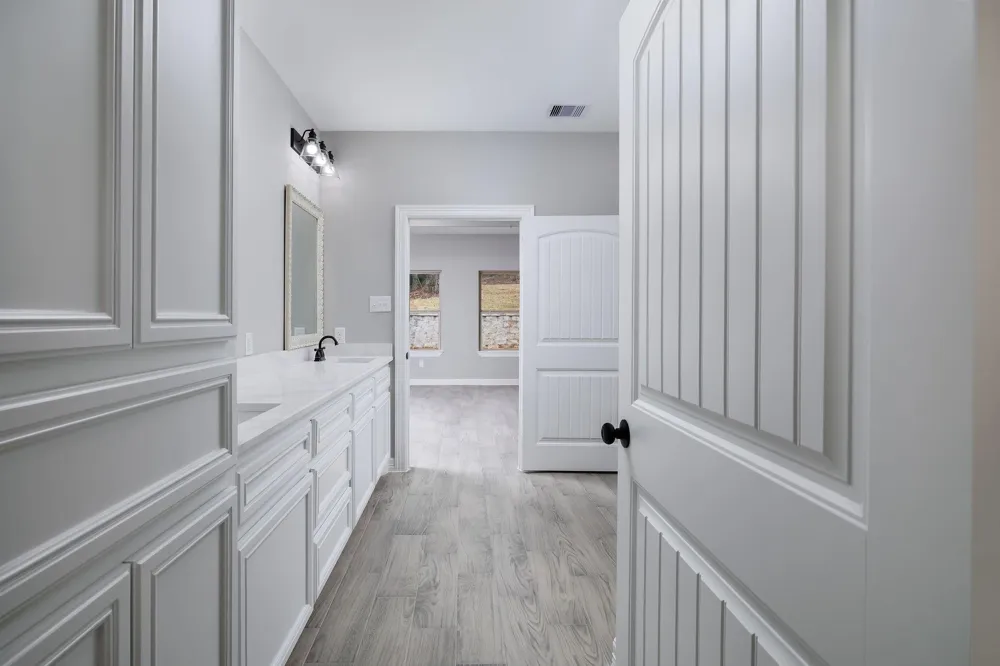 1920 Rollingwood Drive Huntsville, TX 77340