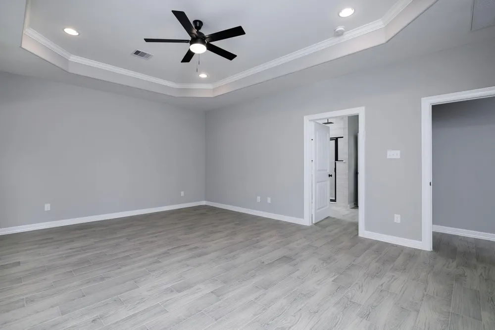 1920 Rollingwood Drive Huntsville, TX 77340