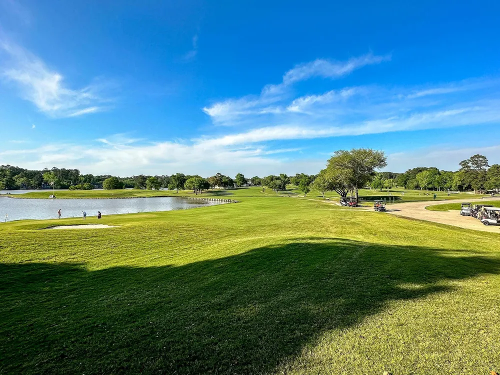 1920 Rollingwood Drive Huntsville, TX 77340