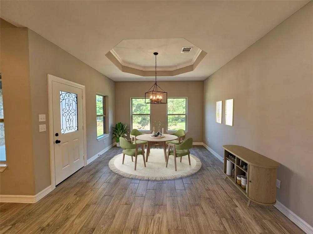1920 Rollingwood Drive Huntsville, TX 77340