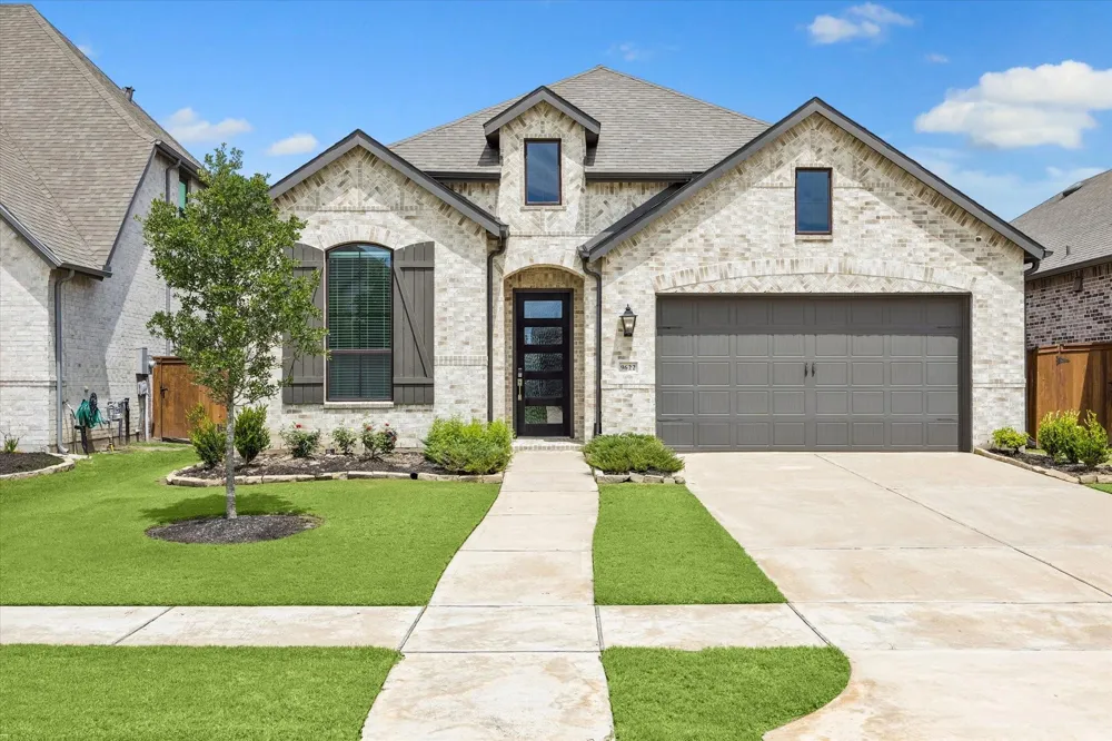 9622 Wright Drive Manvel, TX 77578