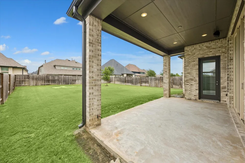 9622 Wright Drive Manvel, TX 77578