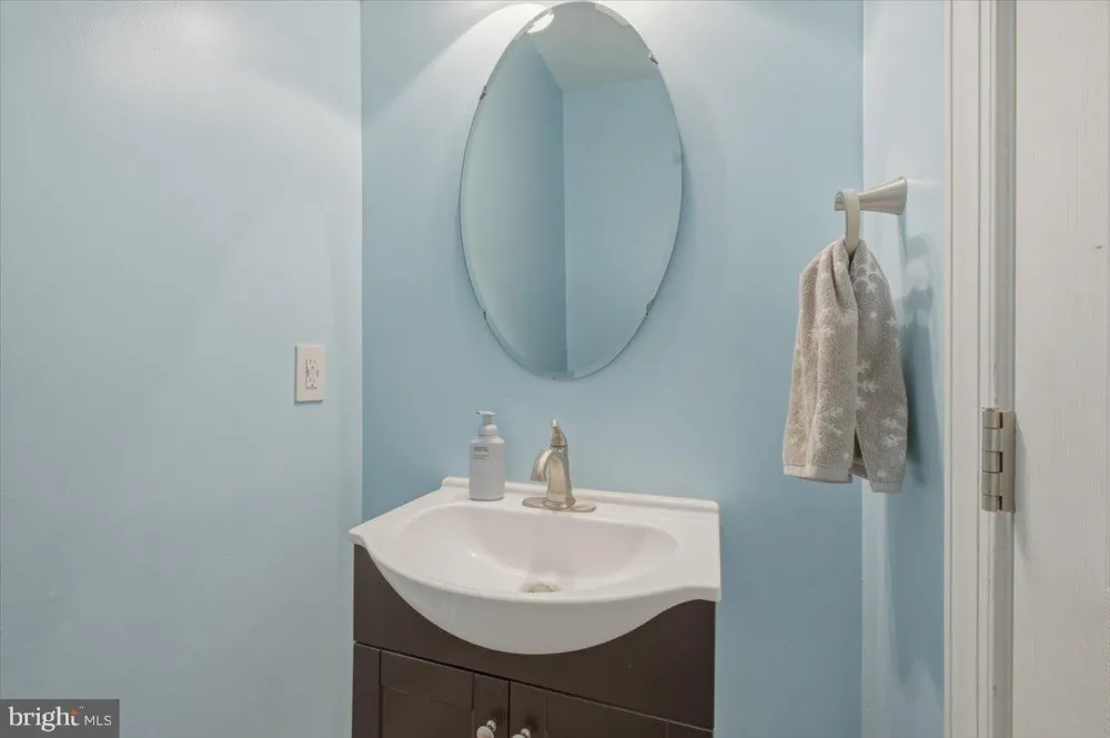 2643 MIDDLE ROAD Winchester, VA 22601