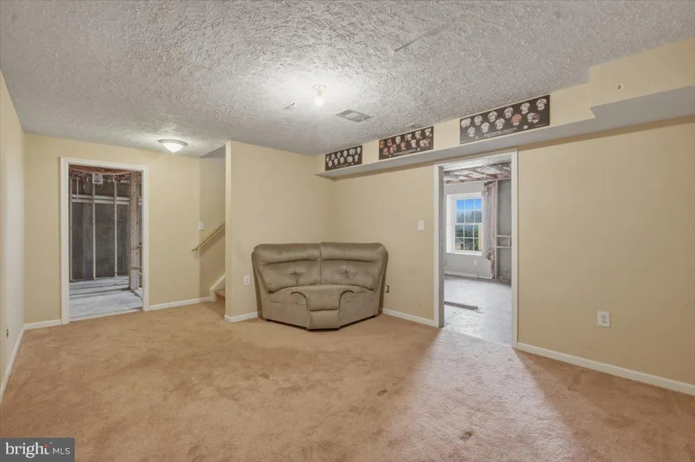 2643 MIDDLE ROAD Winchester, VA 22601