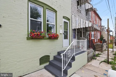 428 LAFAYETTE STREET