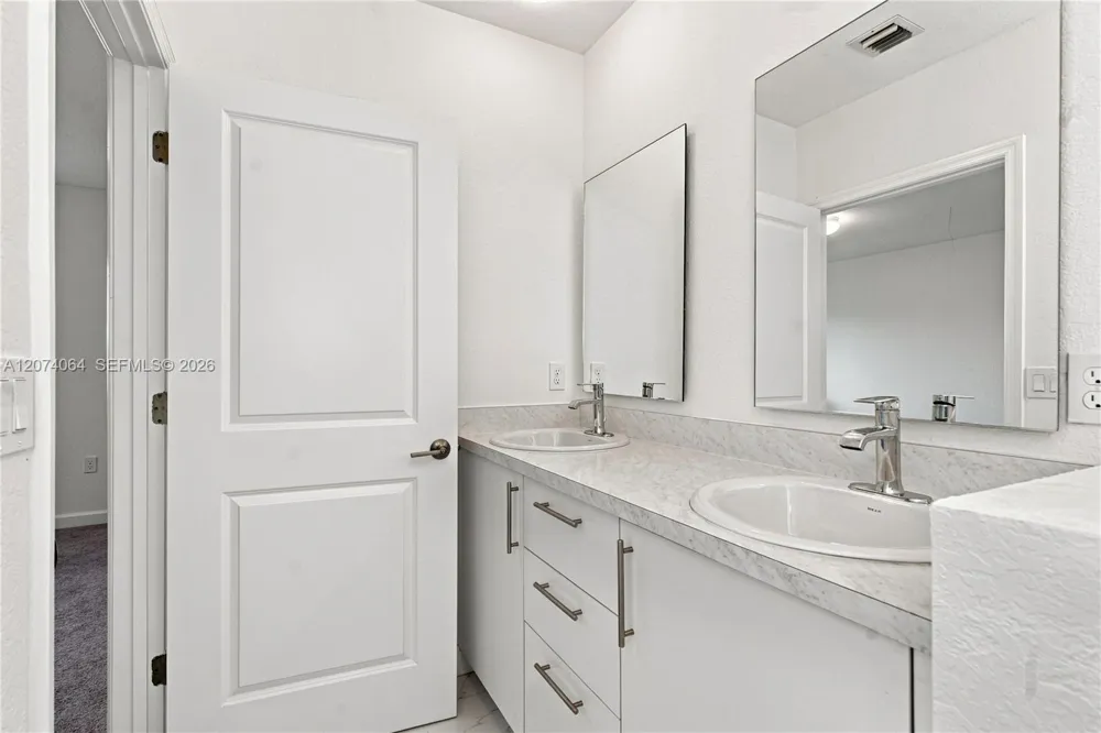 1265 NW 4th Ln Florida City, FL 33034