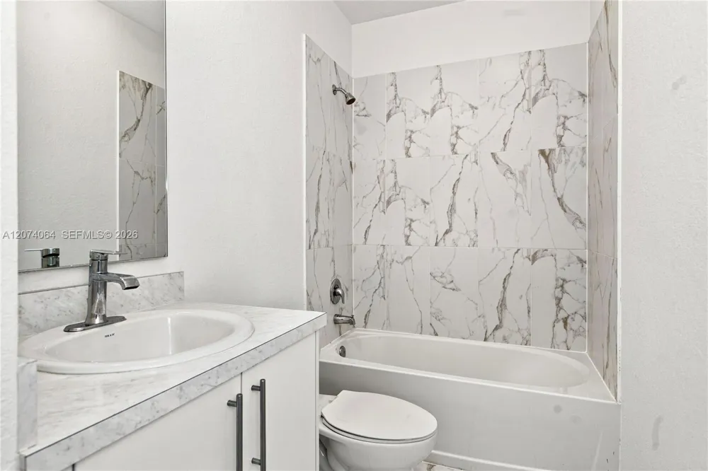 1265 NW 4th Ln Florida City, FL 33034