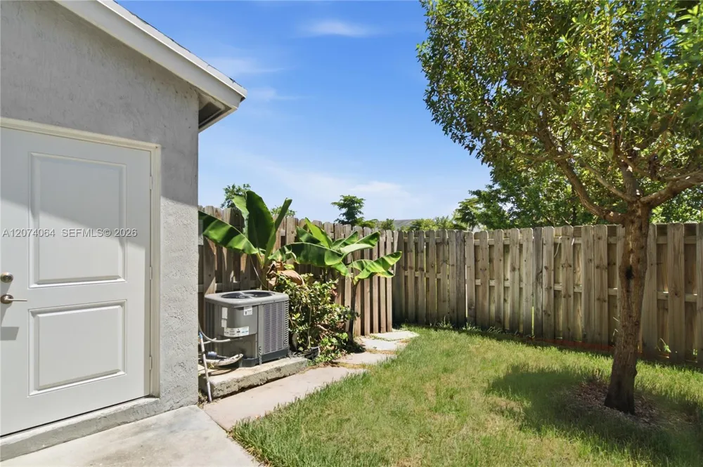 1265 NW 4th Ln Florida City, FL 33034
