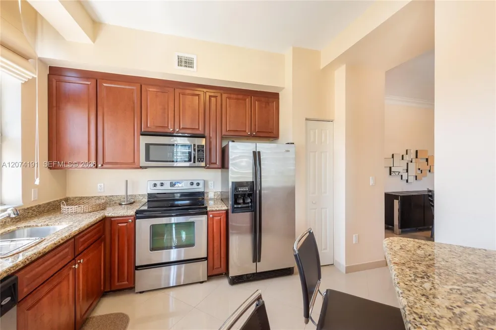 3001 NE 185th St #417 Aventura, FL 33180