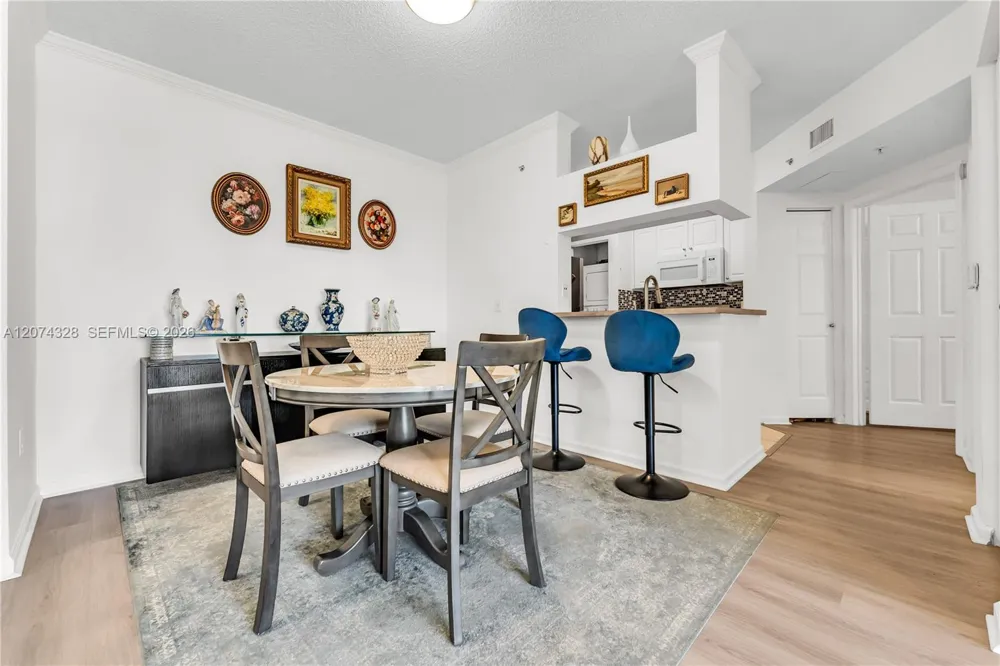 17145 Bay Rd #4501 Sunny Isles Beach, FL 33160