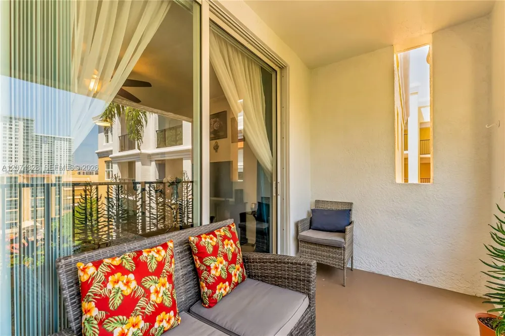 17145 Bay Rd #4501 Sunny Isles Beach, FL 33160