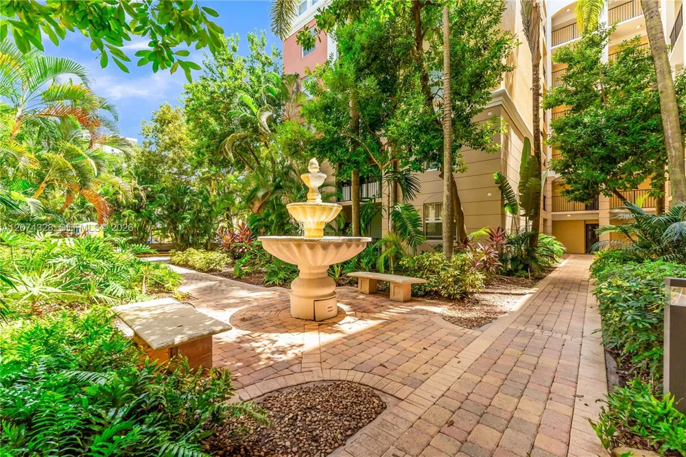 17145 Bay Rd #4501 Sunny Isles Beach, FL 33160