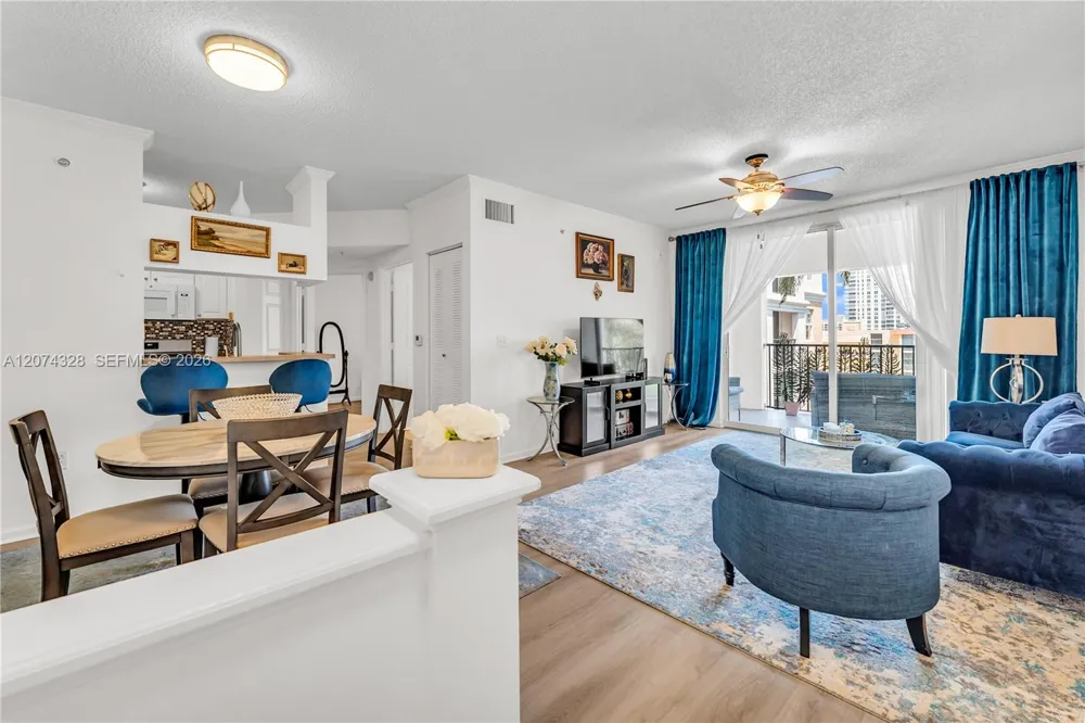 17145 Bay Rd #4501 Sunny Isles Beach, FL 33160