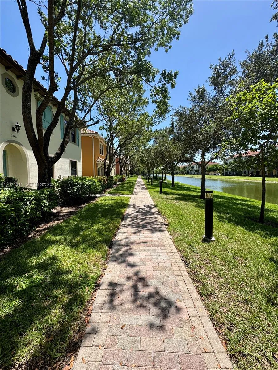 3160 NW 127th Ter #3160 Sunrise, FL 33323