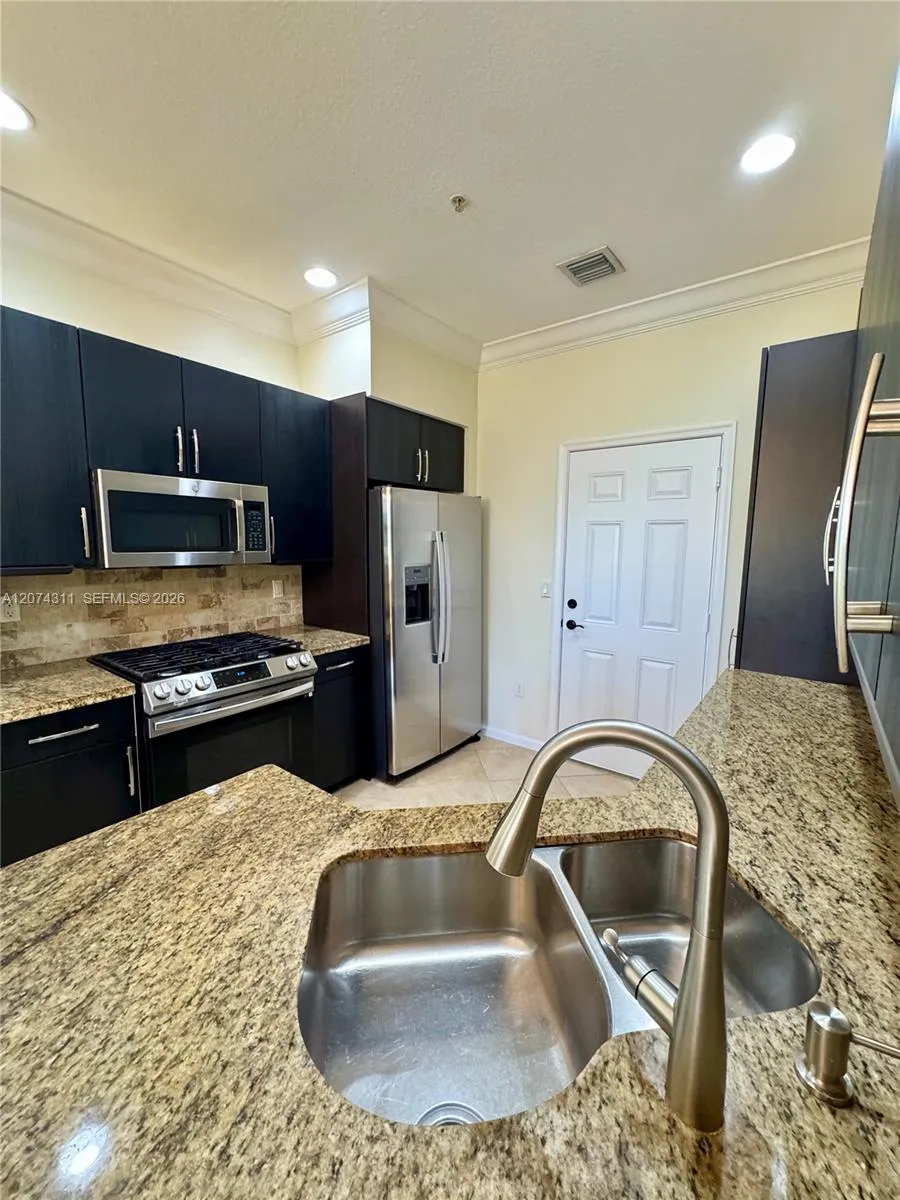3160 NW 127th Ter #3160 Sunrise, FL 33323