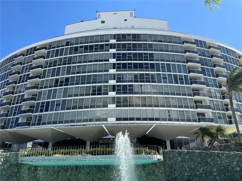 900 Bay Dr #413