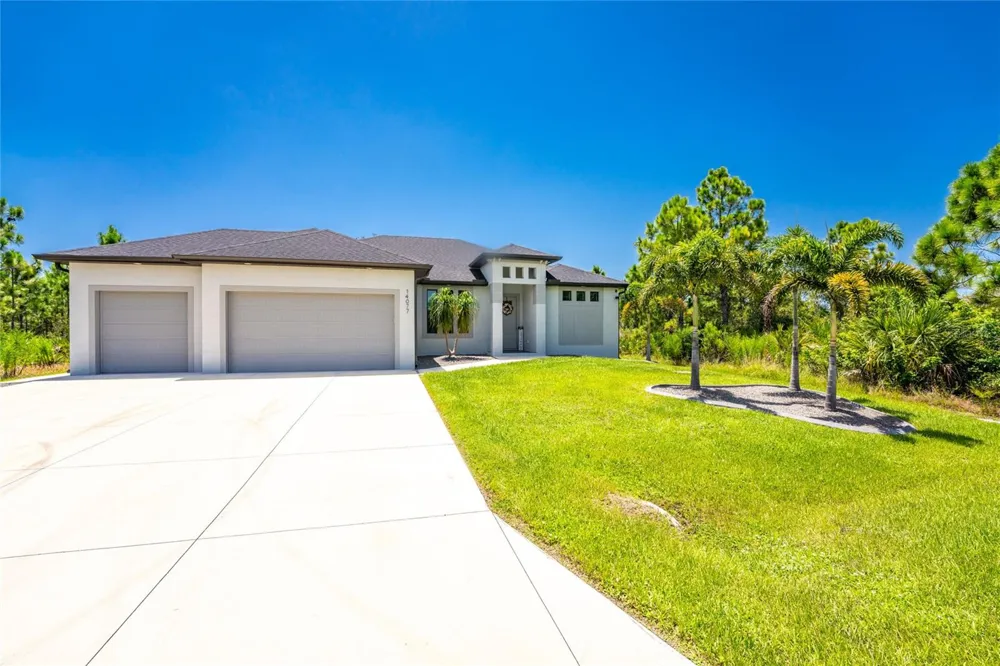 14077 EMERSON LANE Port Charlotte, FL 33981
