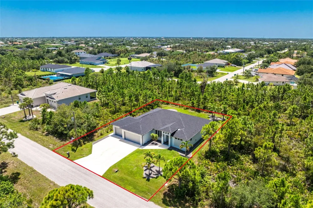 14077 EMERSON LANE Port Charlotte, FL 33981