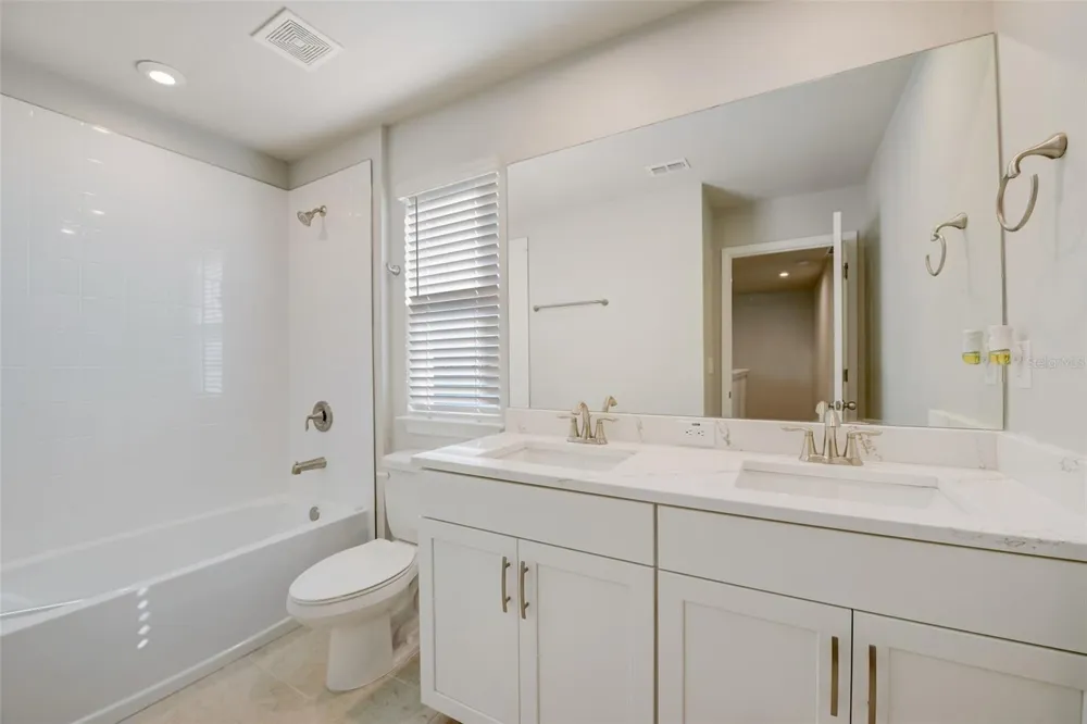 26089 WOVEN WICKER BEND Lutz, FL 33559