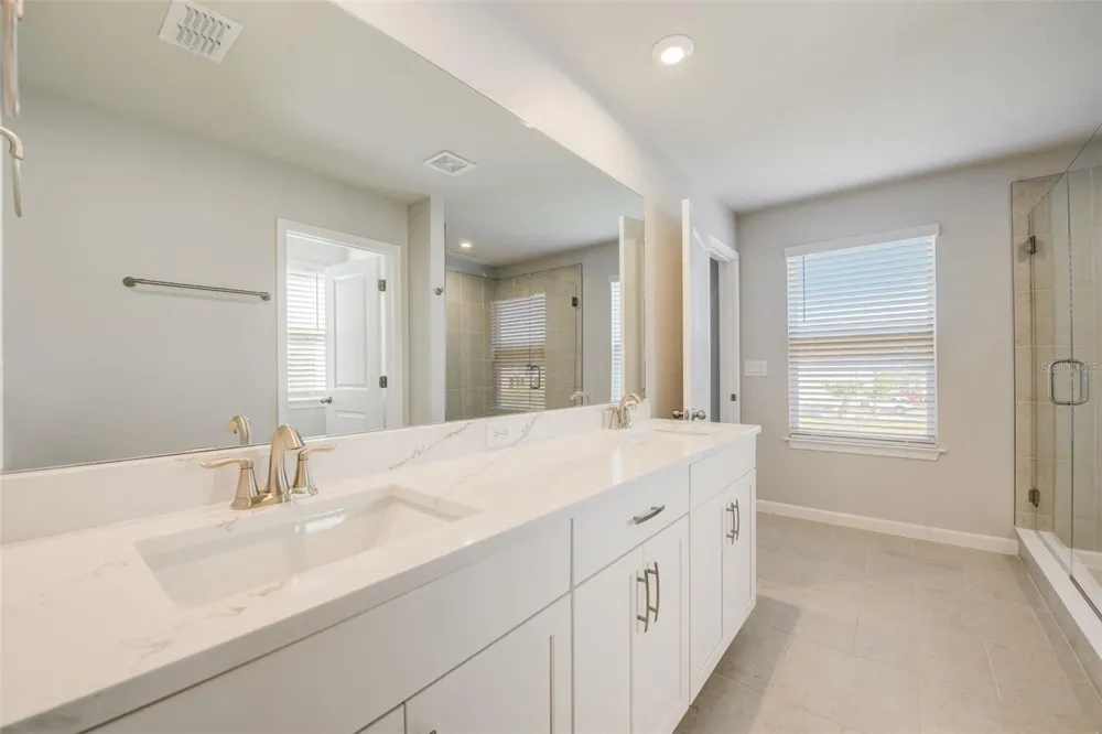 26089 WOVEN WICKER BEND Lutz, FL 33559