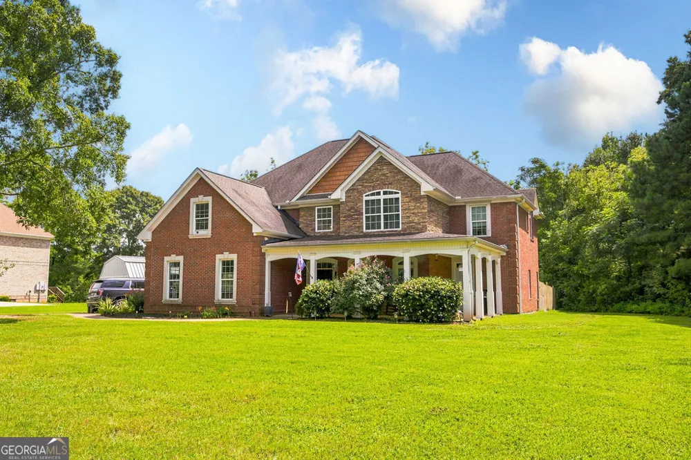 10 Toscanno DR Covington, GA 30014