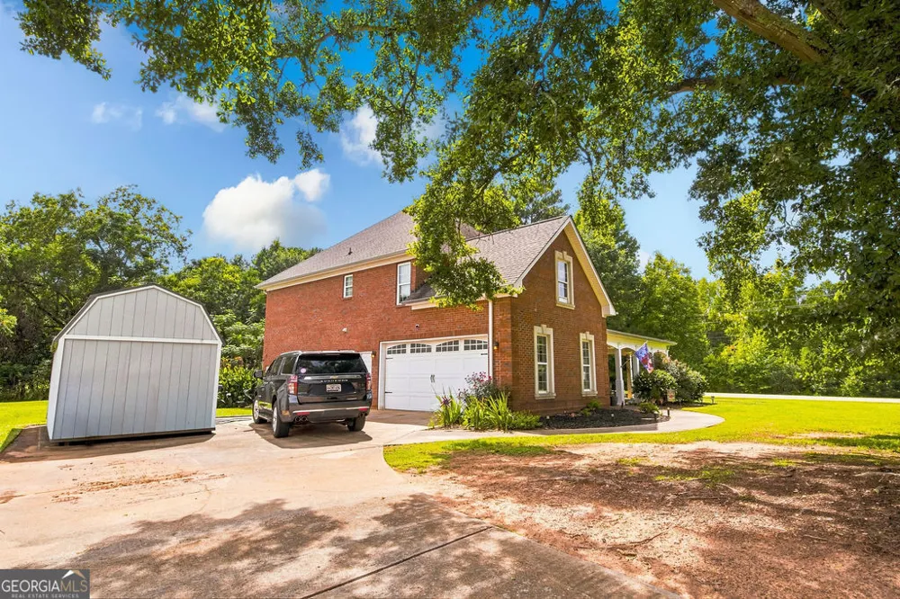 10 Toscanno DR Covington, GA 30014