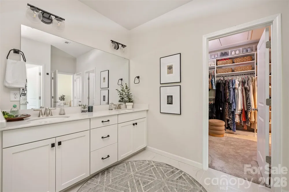 8108 Merryvale Lane Charlotte, NC 28214