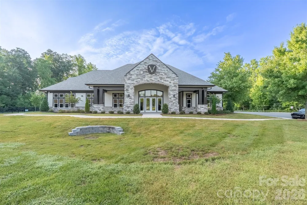 8108 Merryvale Lane Charlotte, NC 28214