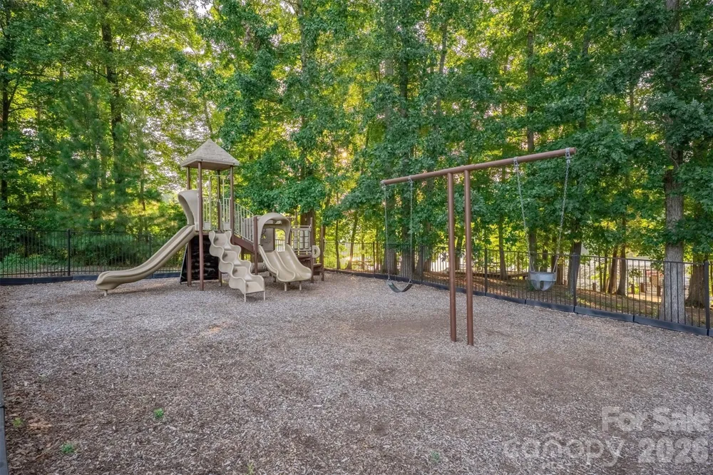 8108 Merryvale Lane Charlotte, NC 28214