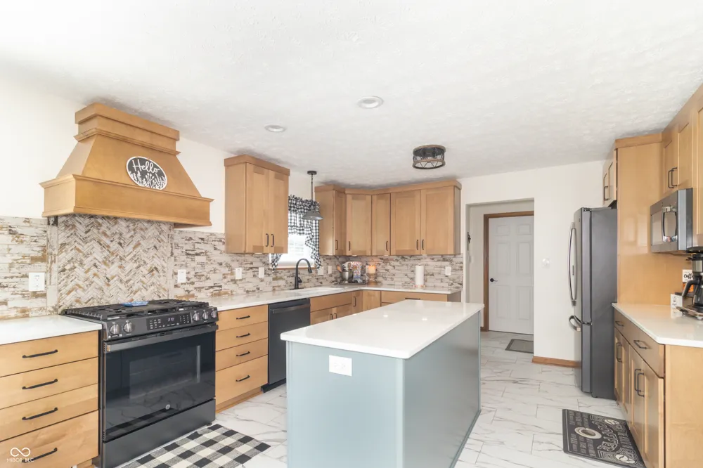 1518 Pippin Drive Greenfield, IN 46140