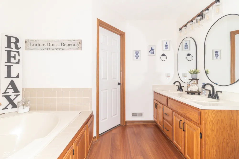 1518 Pippin Drive Greenfield, IN 46140