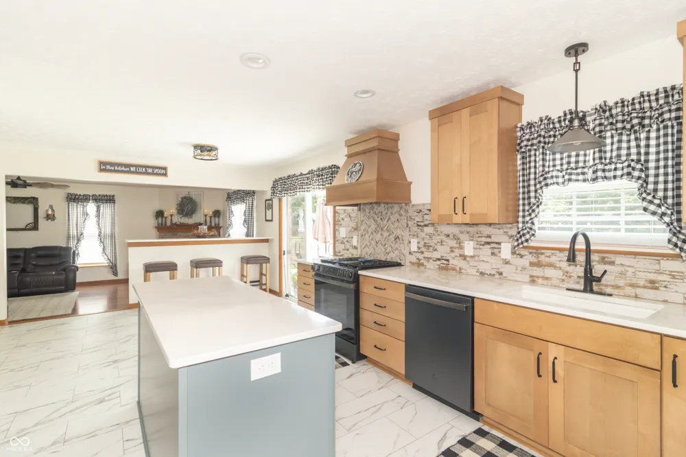 1518 Pippin Drive Greenfield, IN 46140