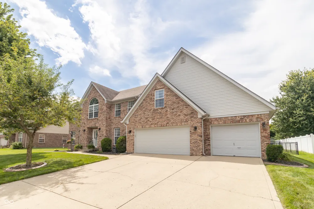 1518 Pippin Drive Greenfield, IN 46140