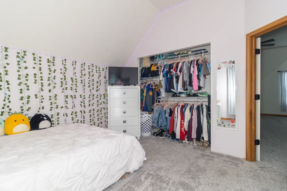 1518 Pippin Drive Greenfield, IN 46140