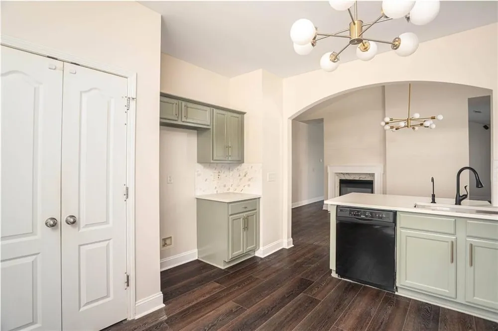 282 Monarch Village Way Stockbridge, GA 30281