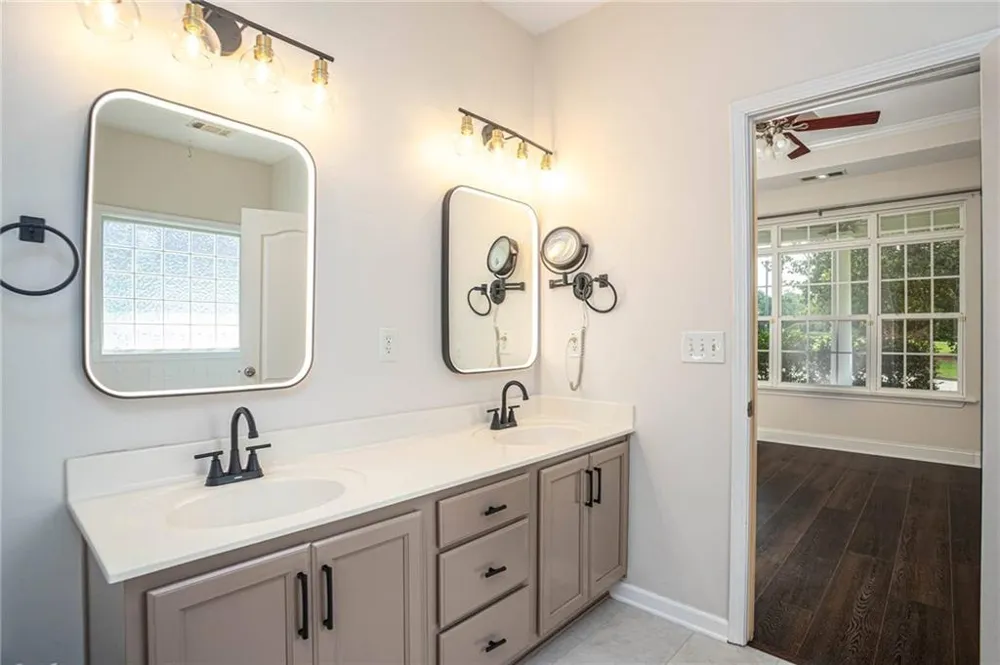 282 Monarch Village Way Stockbridge, GA 30281