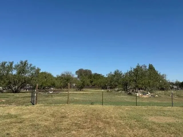 5807 Walter Road Big Spring, TX 79720