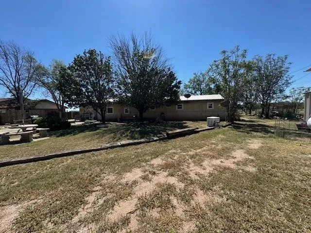 5807 Walter Road Big Spring, TX 79720