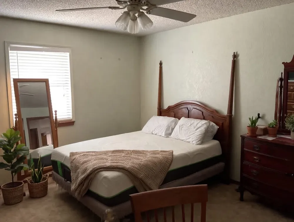 211 Oak Court Springtown, TX 76082