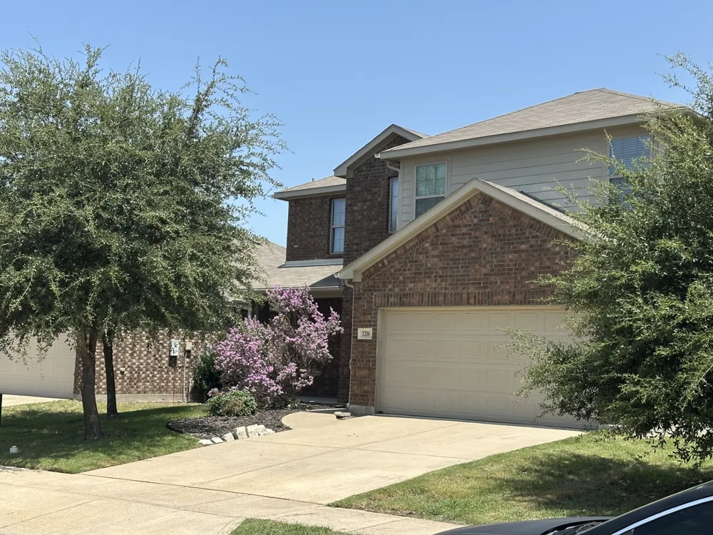 1206 Erika Forney, TX 75126