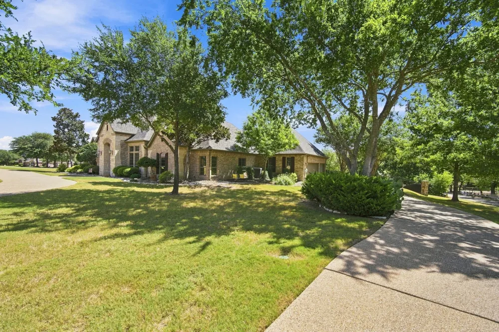 5040 Monroe Court Midlothian, TX 76065